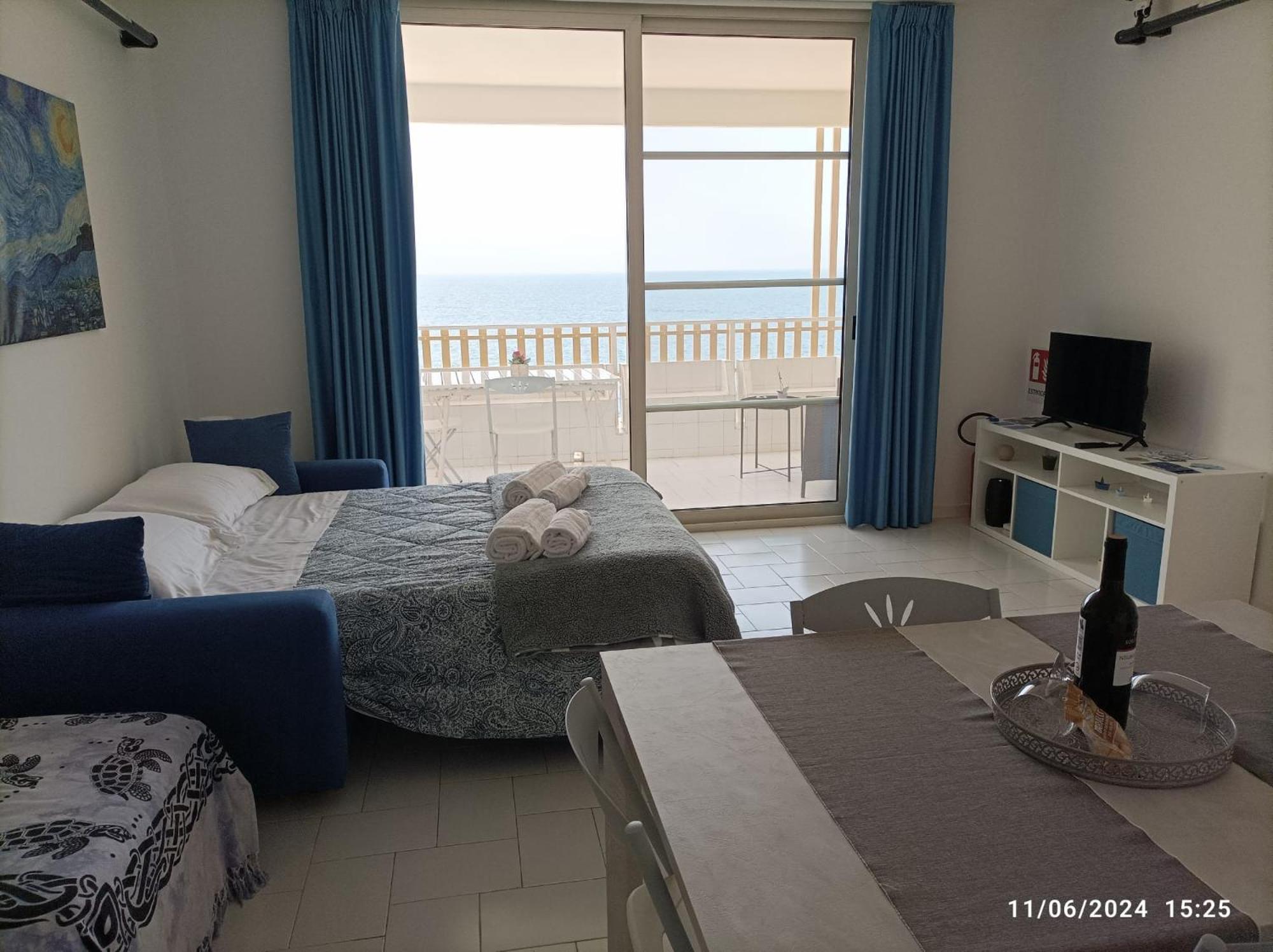 A Un Passo Dal Mare Apartment Polignano a Mare Ngoại thất bức ảnh